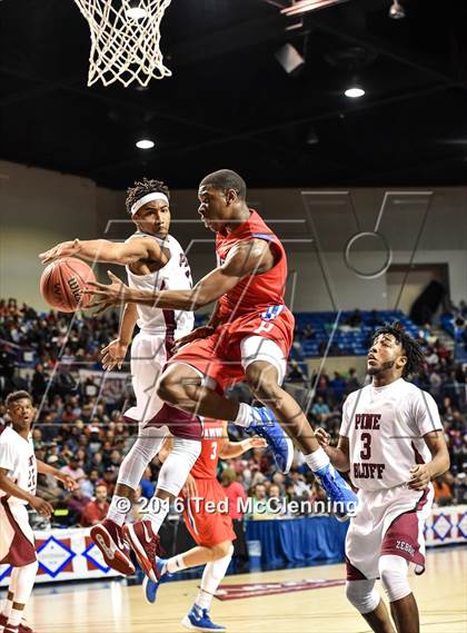 Thumbnail 1 in Parkview vs. Pine Bluff (AAA 6A Final) photogallery.