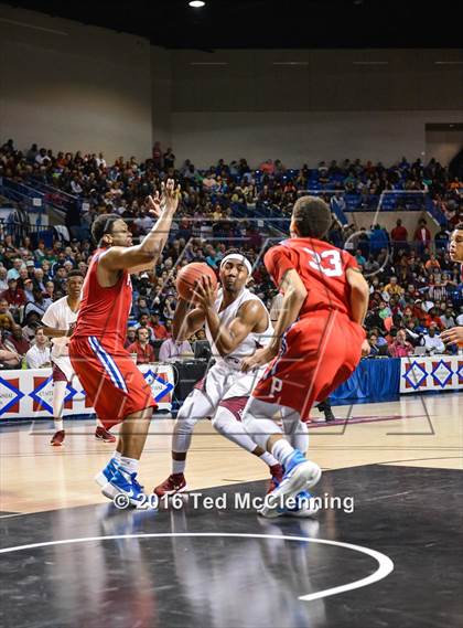Thumbnail 2 in Parkview vs. Pine Bluff (AAA 6A Final) photogallery.