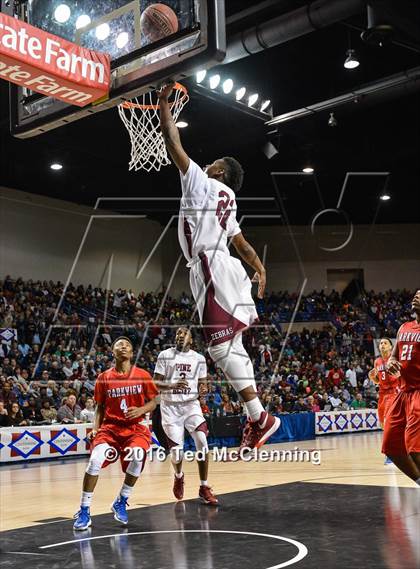 Thumbnail 2 in Parkview vs. Pine Bluff (AAA 6A Final) photogallery.