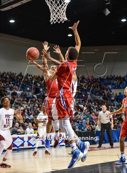 Thumbnail 3 in Parkview vs. Pine Bluff (AAA 6A Final) photogallery.