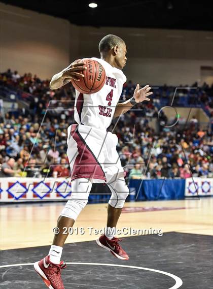 Thumbnail 2 in Parkview vs. Pine Bluff (AAA 6A Final) photogallery.