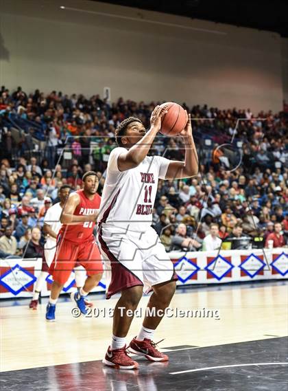 Thumbnail 2 in Parkview vs. Pine Bluff (AAA 6A Final) photogallery.