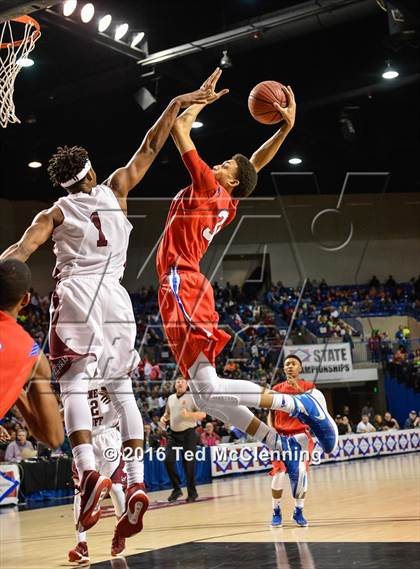 Thumbnail 1 in Parkview vs. Pine Bluff (AAA 6A Final) photogallery.