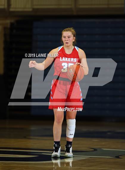 Thumbnail 1 in Irondale vs Detroit Lakes photogallery.