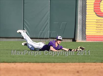 Thumbnail 2 in Midland  vs Belton (Rock Hardball Classic) photogallery.