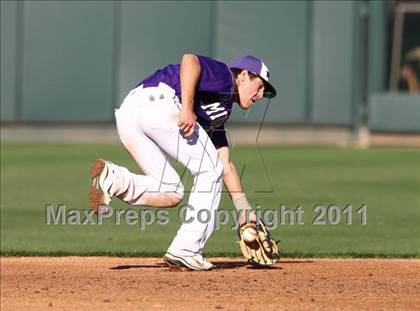 Thumbnail 2 in Midland  vs Belton (Rock Hardball Classic) photogallery.