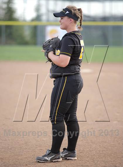 Thumbnail 1 in Del Oro @ Whitney photogallery.