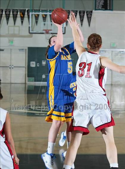 Thumbnail 1 in Carondelet vs. Reed (West Coast Jamboree) photogallery.