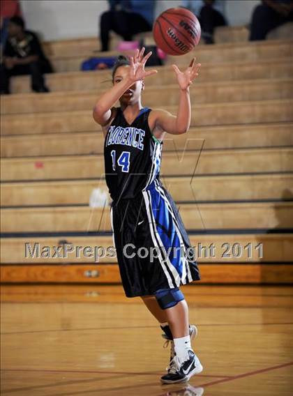 Thumbnail 2 in Florence vs. Decatur photogallery.