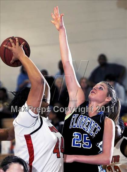 Thumbnail 3 in Florence vs. Decatur photogallery.