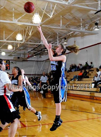 Thumbnail 2 in Florence vs. Decatur photogallery.