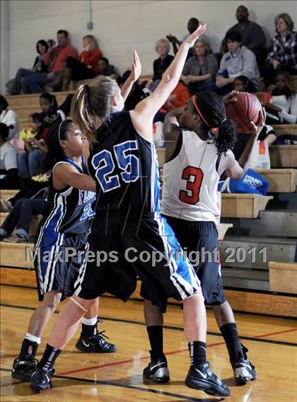 Thumbnail 3 in Florence vs. Decatur photogallery.