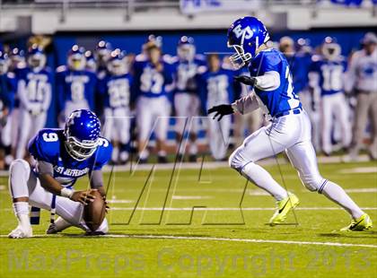 Thumbnail 3 in Neville vs East Jefferson (LHSAA Division 4A Semifinal) photogallery.