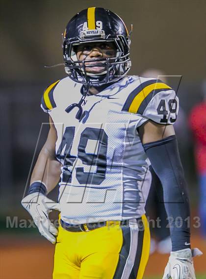 Thumbnail 2 in Neville vs East Jefferson (LHSAA Division 4A Semifinal) photogallery.