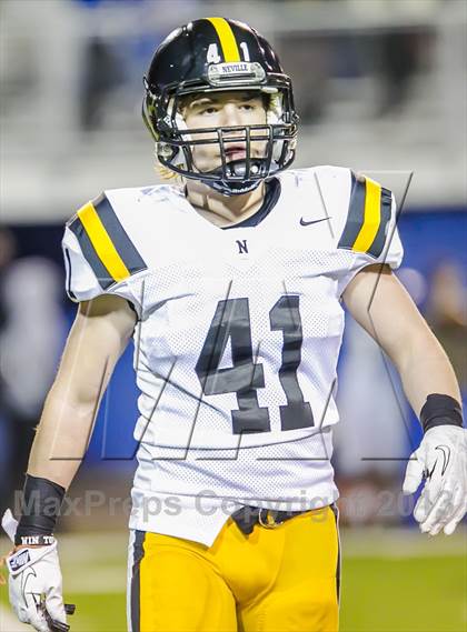 Thumbnail 1 in Neville vs East Jefferson (LHSAA Division 4A Semifinal) photogallery.