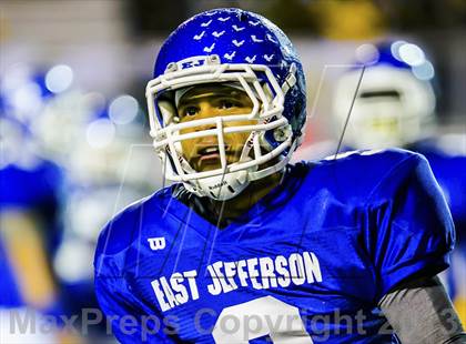 Thumbnail 3 in Neville vs East Jefferson (LHSAA Division 4A Semifinal) photogallery.