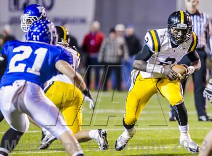 Thumbnail 3 in Neville vs East Jefferson (LHSAA Division 4A Semifinal) photogallery.