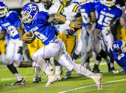 Thumbnail 1 in Neville vs East Jefferson (LHSAA Division 4A Semifinal) photogallery.