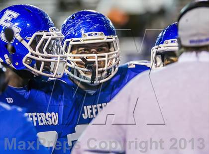 Thumbnail 2 in Neville vs East Jefferson (LHSAA Division 4A Semifinal) photogallery.