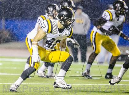 Thumbnail 3 in Neville vs East Jefferson (LHSAA Division 4A Semifinal) photogallery.