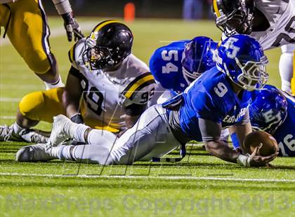 Thumbnail 2 in Neville vs East Jefferson (LHSAA Division 4A Semifinal) photogallery.