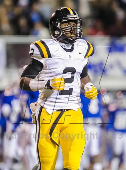 Thumbnail 1 in Neville vs East Jefferson (LHSAA Division 4A Semifinal) photogallery.