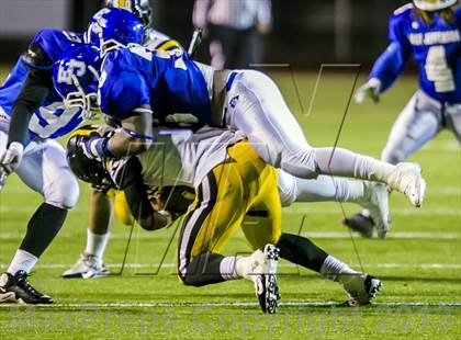 Thumbnail 1 in Neville vs East Jefferson (LHSAA Division 4A Semifinal) photogallery.