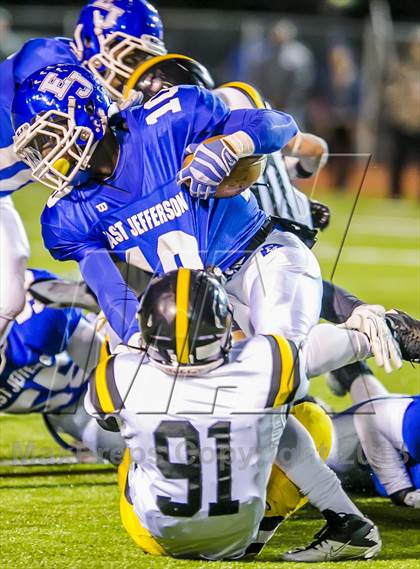 Thumbnail 1 in Neville vs East Jefferson (LHSAA Division 4A Semifinal) photogallery.