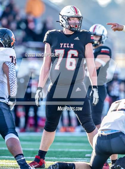 Thumbnail 3 in Kennewick @ Yelm (WIAA 3A Quarter Final) photogallery.