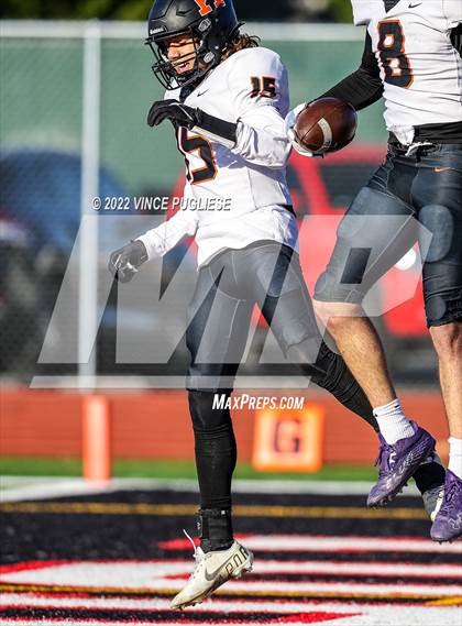 Thumbnail 2 in Kennewick @ Yelm (WIAA 3A Quarter Final) photogallery.