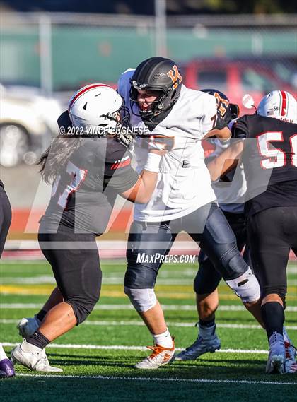 Thumbnail 2 in Kennewick @ Yelm (WIAA 3A Quarter Final) photogallery.