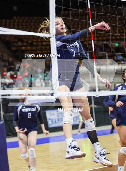 Thumbnail 2 in Palmer Ridge vs. Cheyenne Mountain (CHSAA 4A 2nd Round) photogallery.