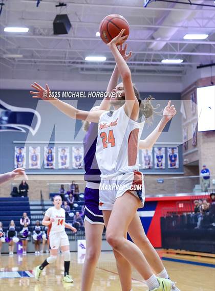 Thumbnail 3 in Wakeland vs. Anna (UIL 5A D2 Girls Basketball Area) photogallery.
