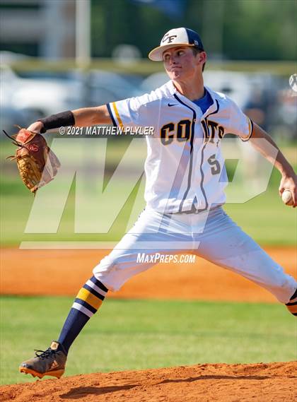 Thumbnail 2 in Terry Sanford @ Cape Fear photogallery.