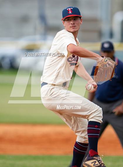 Thumbnail 2 in Terry Sanford @ Cape Fear photogallery.