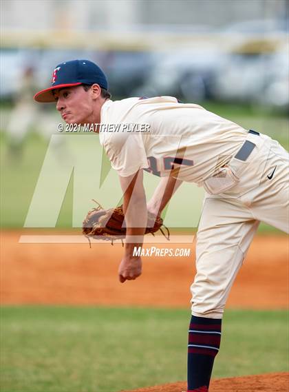 Thumbnail 2 in Terry Sanford @ Cape Fear photogallery.
