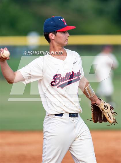 Thumbnail 3 in Terry Sanford @ Cape Fear photogallery.