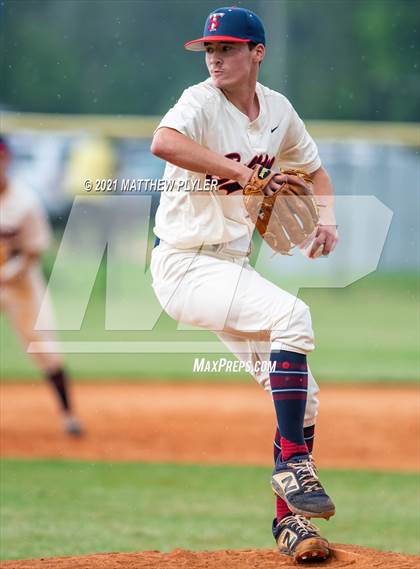 Thumbnail 3 in Terry Sanford @ Cape Fear photogallery.