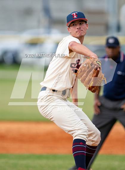 Thumbnail 3 in Terry Sanford @ Cape Fear photogallery.