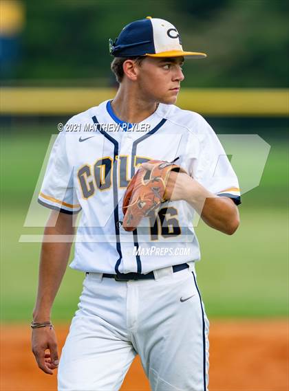 Thumbnail 2 in Terry Sanford @ Cape Fear photogallery.