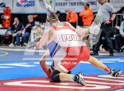 Thumbnail 1 in NYSPHSAA Division 2 State Championships (Round 2, 152 to 285) photogallery.