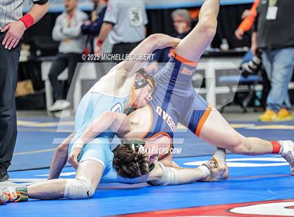 Thumbnail 3 in NYSPHSAA Division 2 State Championships (Round 2, 152 to 285) photogallery.