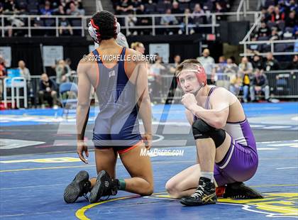 Thumbnail 2 in NYSPHSAA Division 2 State Championships (Round 2, 152 to 285) photogallery.