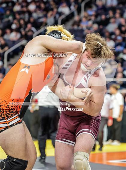 Thumbnail 2 in NYSPHSAA Division 2 State Championships (Round 2, 152 to 285) photogallery.