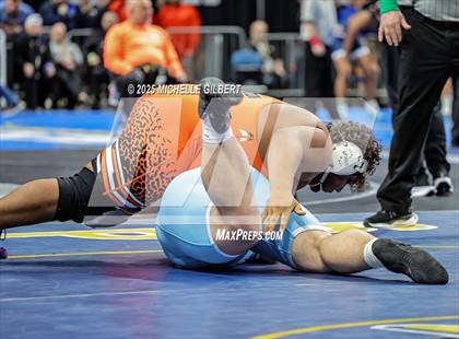 Thumbnail 2 in NYSPHSAA Division 2 State Championships (Round 2, 152 to 285) photogallery.
