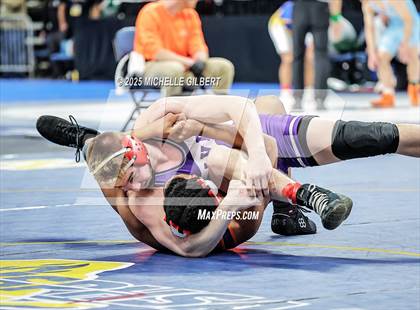Thumbnail 1 in NYSPHSAA Division 2 State Championships (Round 2, 152 to 285) photogallery.