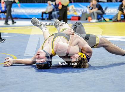 Thumbnail 1 in NYSPHSAA Division 2 State Championships (Round 2, 152 to 285) photogallery.