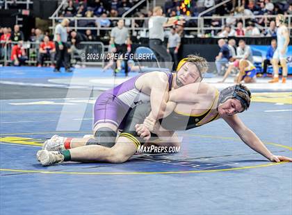 Thumbnail 3 in NYSPHSAA Division 2 State Championships (Round 2, 152 to 285) photogallery.