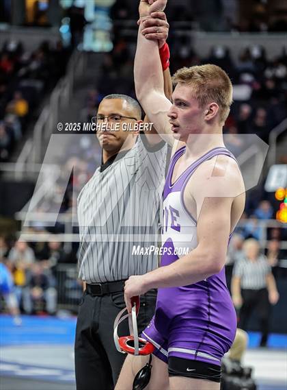 Thumbnail 1 in NYSPHSAA Division 2 State Championships (Round 2, 152 to 285) photogallery.
