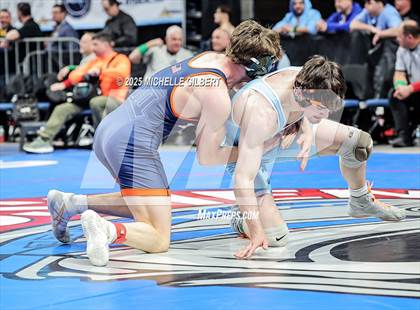 Thumbnail 1 in NYSPHSAA Division 2 State Championships (Round 2, 152 to 285) photogallery.